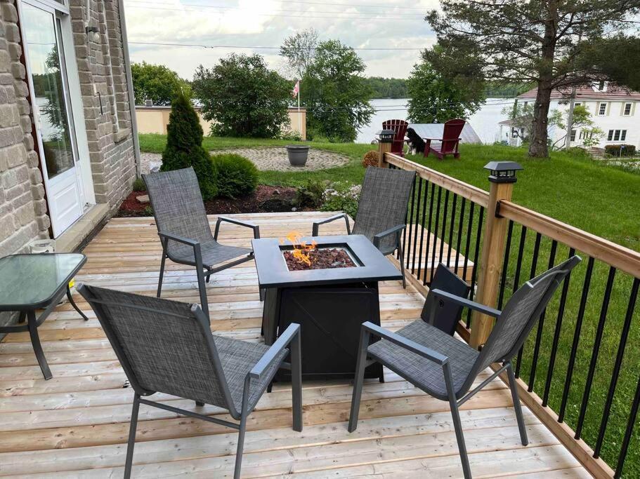 Rock Hill Bed & Breakfast Sharbot Lake Eksteriør bilde